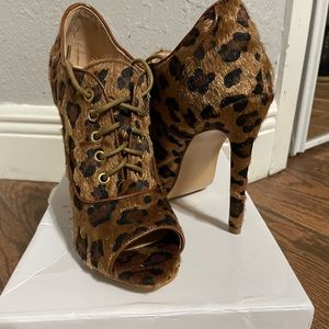 Leopard print heel booties